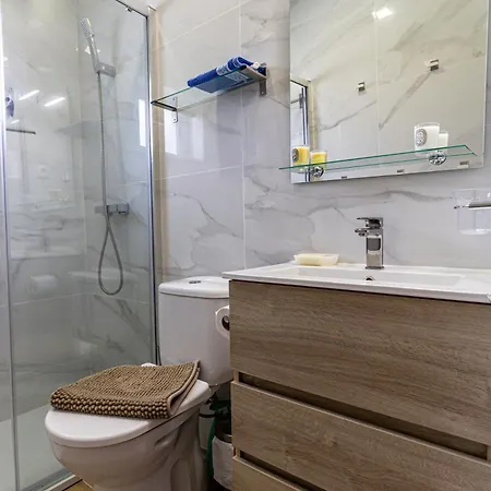 Guest H4u - Garden & Σπίτι διακοπών Μιντέλο