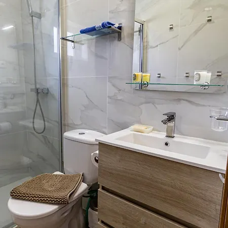 Guest H4u - Garden & Σπίτι διακοπών *