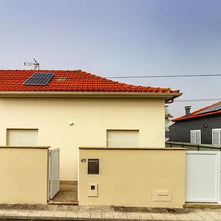 Guest H4u - Garden &