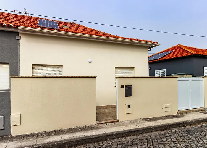 Guest H4u - Garden & * Mindelo