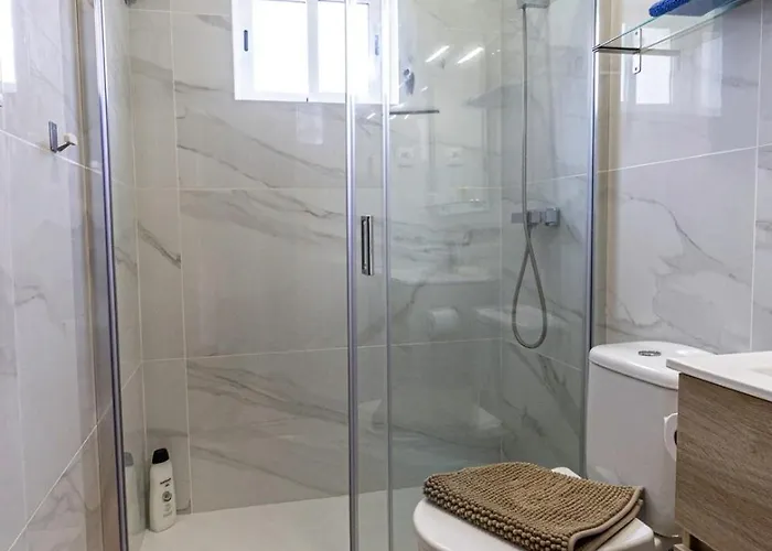 Guest H4u - Garden & Holiday home *